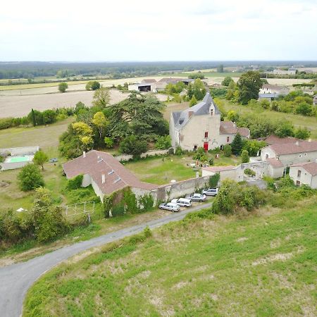 Gite Du Manoir Des Roches Saires Екстер'єр фото